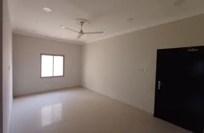 Apartment - 2 Bedrooms - 2 Bathrooms for rent in Jid Ali - Central Governorate