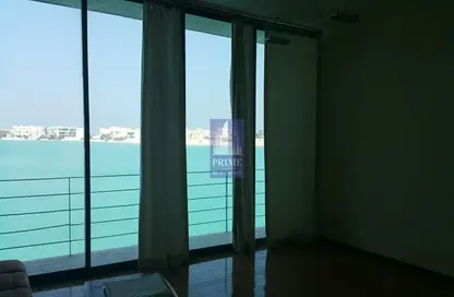 Villa - 3 Bedrooms - 5 Bathrooms for rent in Amwaj Avenue - Amwaj Islands - Muharraq Governorate