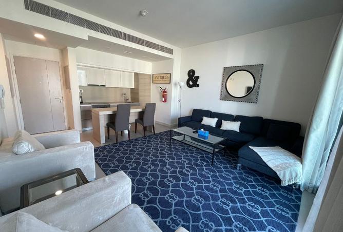 989233 - Property Image 2