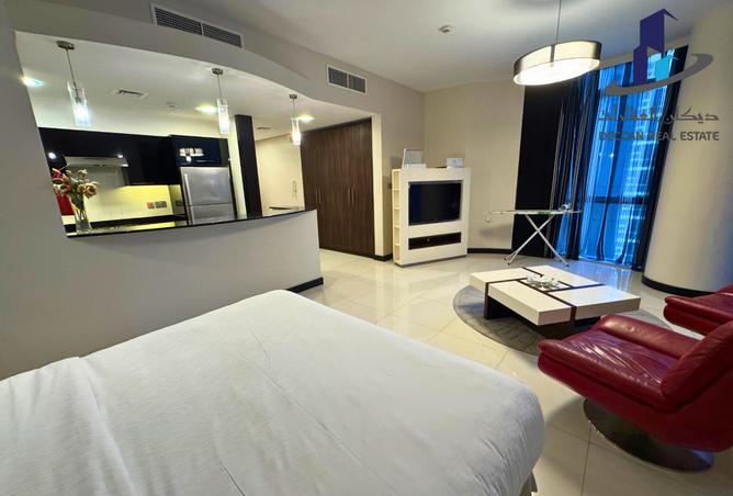 975651 - Property Image 2