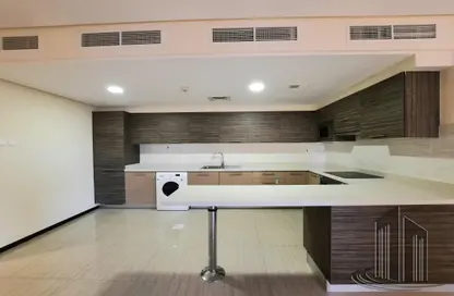 Kitchen image for: Apartment - 1 Bedroom - 1 Bathroom for rent in Amwaj Avenue - Amwaj Islands - Muharraq Governorate, Image 1