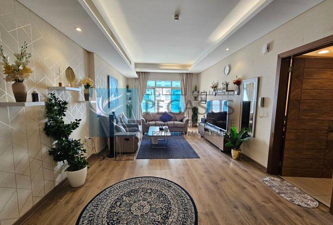 971358 - Property Image 2