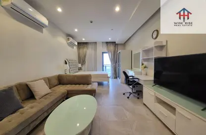 Apartment - Studio - 1 Bathroom for rent in Busaiteen - Muharraq Governorate