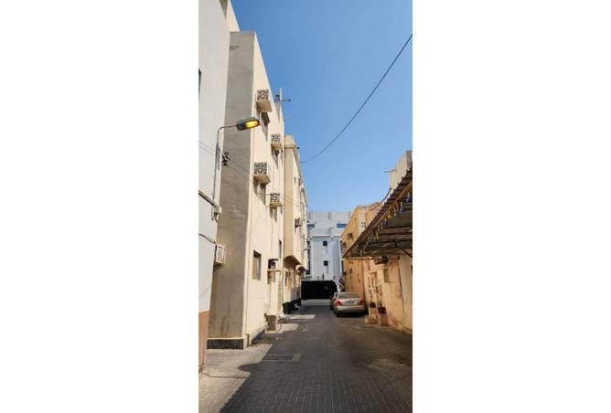 944804 - Property Image 2