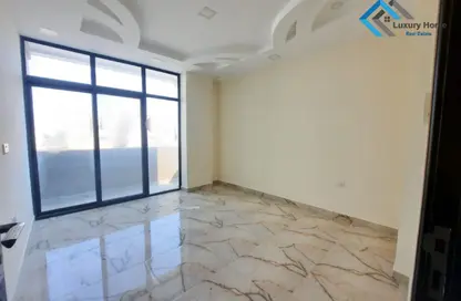 Apartment - 3 Bedrooms - 4 Bathrooms for rent in Hidd - Muharraq Governorate