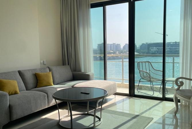 990388 - Property Image 2