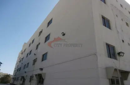 Whole Building - 7+ Bedrooms - 7+ Bathrooms for rent in Alhajiyat - Riffa - Southern Governorate