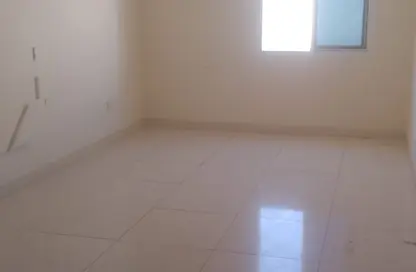 شقة - 2 غرف نوم - 2 حمامات للايجار في الحورة - محافظة العاصمة
