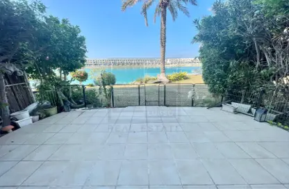 فيلا - 3 غرف نوم - 4 حمامات للايجار في شارع أمواج - أمواج - المحرق