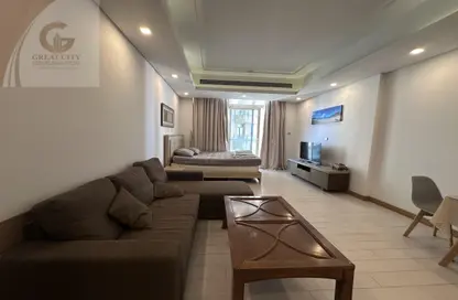 Apartment - Studio - 1 Bathroom for rent in Al Juffair - Capital Governorate