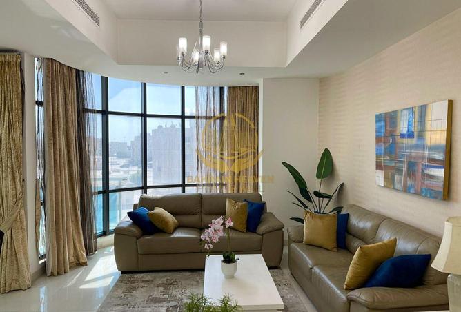 964251 - Property Image 2