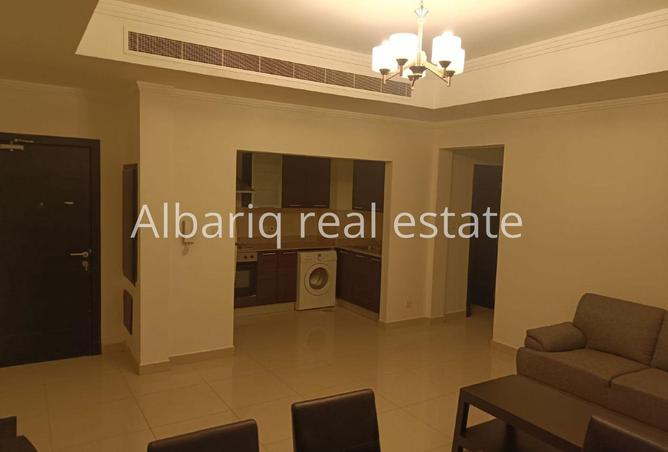 990425 - Property Image 3