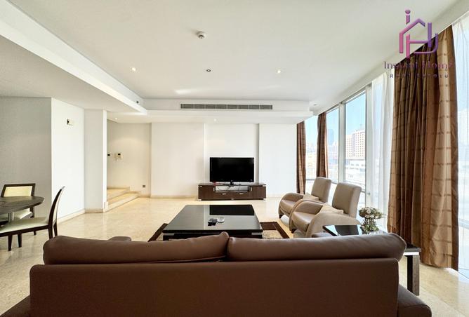 964327 - Property Main Image