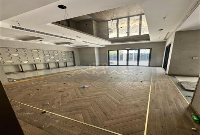 977310 - Property Image 2