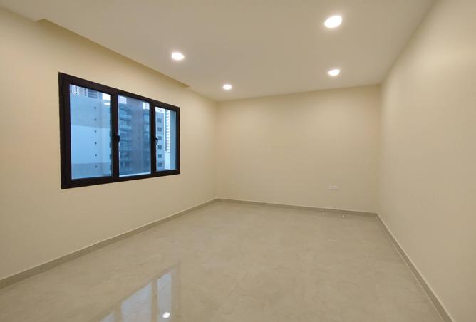 971011 - Property Image 2