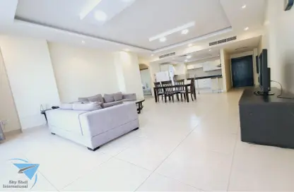 Apartment - 2 Bedrooms - 2 Bathrooms for rent in Al Juffair - Capital Governorate