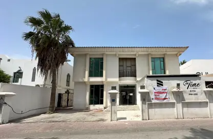 Villa - 5 Bedrooms - 4 Bathrooms for rent in Adliya - Manama - Capital Governorate