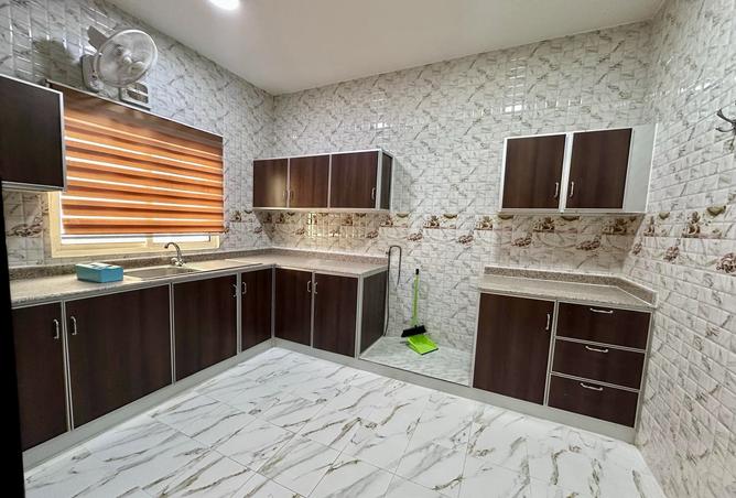 967051 - Property Image 3