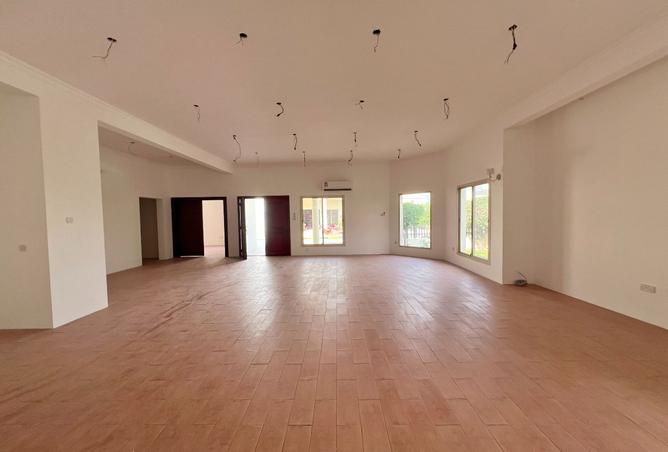 991638 - Property Image 3