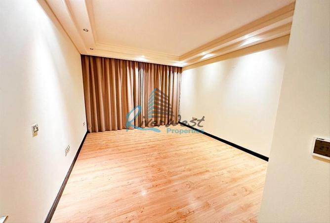 976843 - Property Image 3