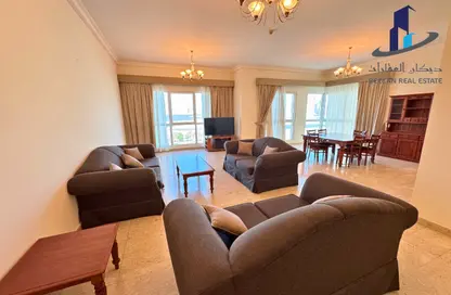 Apartment - 3 Bedrooms - 3 Bathrooms for rent in Exhibition Road - Hoora - Capital Governorate