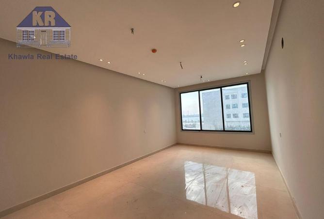 988920 - Property Image 2