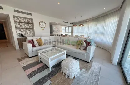 Apartment - 2 Bedrooms - 2 Bathrooms for rent in Tala Island - Amwaj Islands - Muharraq Governorate