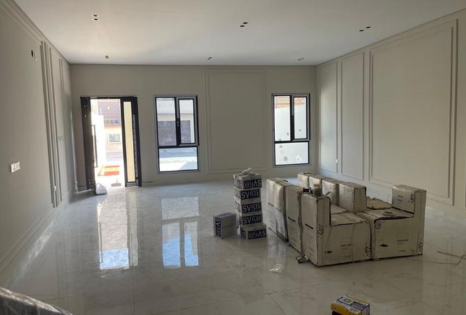 989771 - صورة العقار 2