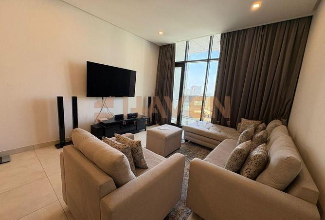 985645 - Property Image 2