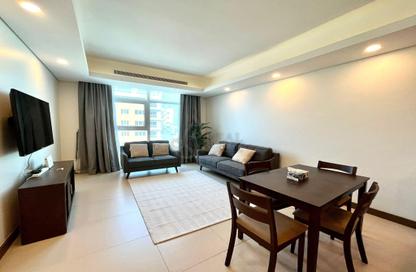 Apartment - 2 Bedrooms - 3 Bathrooms for rent in Busaiteen - Muharraq Governorate