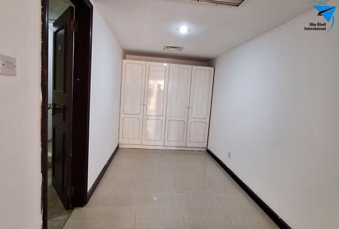 958035 - Property Image 3