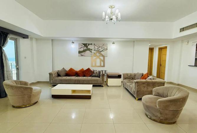 974707 - Property Image 2