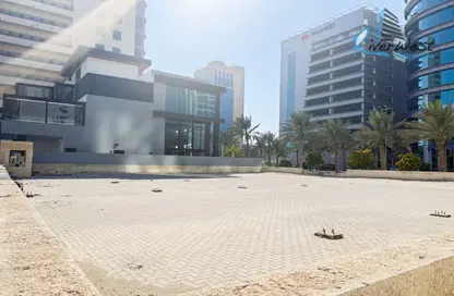 Land - Studio for rent in Seef - Capital Governorate