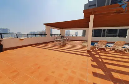Apartment - 2 Bedrooms - 3 Bathrooms for rent in Al Juffair - Capital Governorate