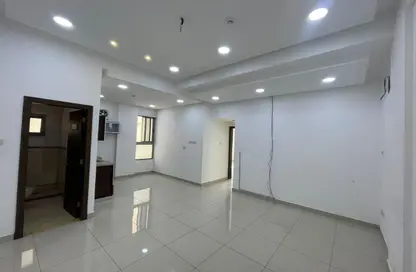 مكتب - استوديو - 2 حمامات للايجار في السنابس - المنامة - محافظة العاصمة