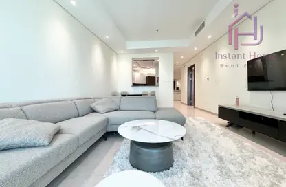 Apartment - 2 Bedrooms - 3 Bathrooms for rent in Bahrain Bay - Capital Governorate