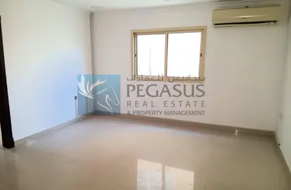 Office Space - Studio - 2 Bathrooms for rent in Seef - Capital Governorate