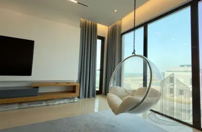 Apartment - 2 Bedrooms - 3 Bathrooms for rent in Reef Island - Capital Governorate