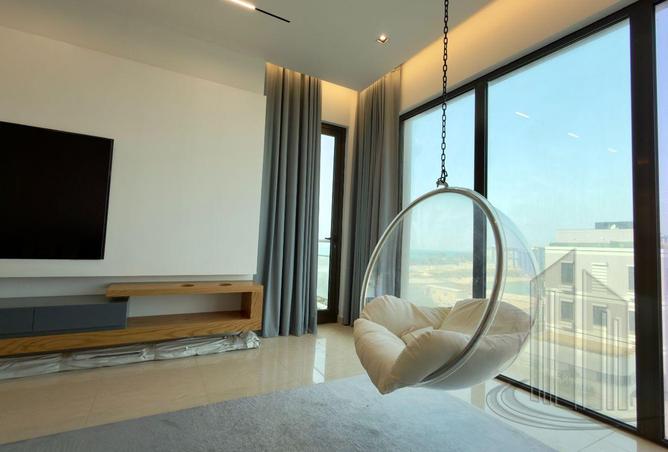 989325 - Property Main Image