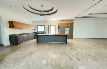 Villa - 5 Bedrooms - 5 Bathrooms for rent in Saar - Northern Governorate