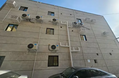 عمارة بالكامل - 8 غرف نوم - 7 حمامات للبيع في أم الحصم - المنامة - محافظة العاصمة
