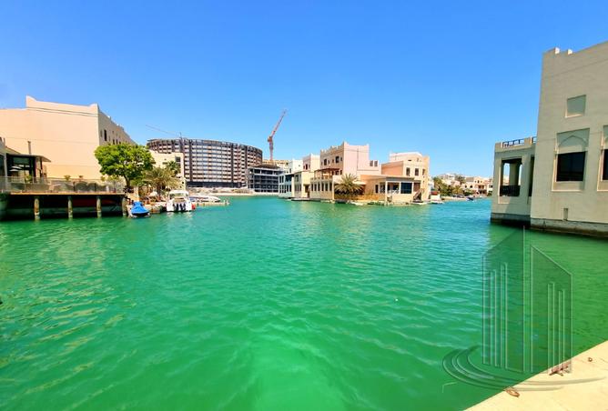 883065 - Property Main Image