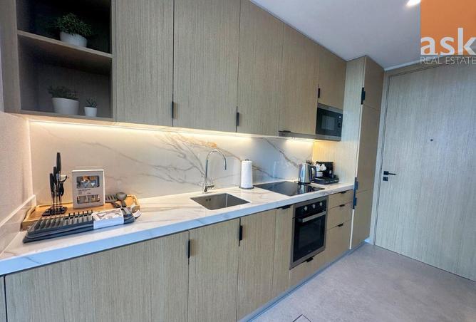 985623 - Property Image 3