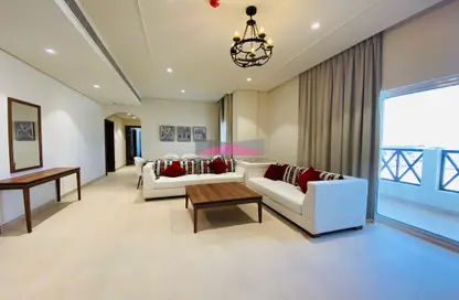 Living Room image for: Apartment - 2 Bedrooms - 2 Bathrooms for rent in North Riffa - Riffa - Southern Governorate, Image 1