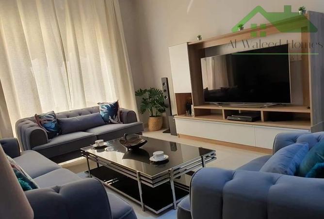 871245 - Property Image 2