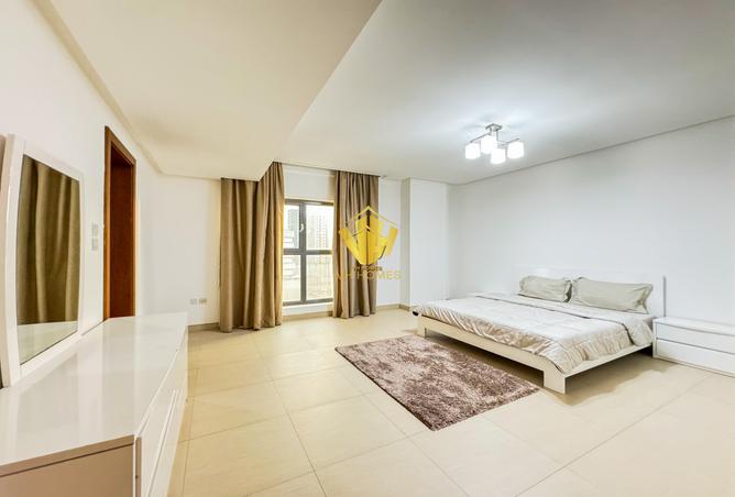 909703 - Property Image 2