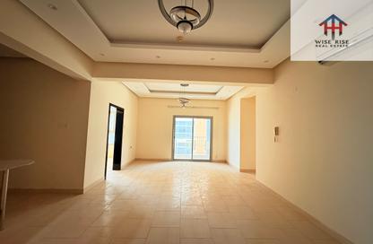 Apartment - 3 Bedrooms - 2 Bathrooms for rent in Busaiteen - Muharraq Governorate