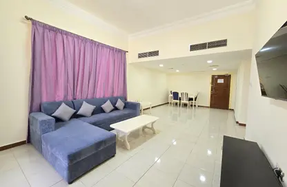 Apartment - 2 Bedrooms - 2 Bathrooms for rent in Zinj - Manama - Capital Governorate