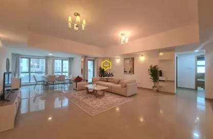 شقة - 2 غرف نوم - 2 حمامات للبيع في شارع أمواج - أمواج - المحرق