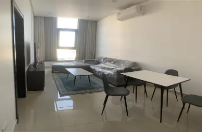 Apartment - 2 Bedrooms - 2 Bathrooms for rent in Zinj - Manama - Capital Governorate